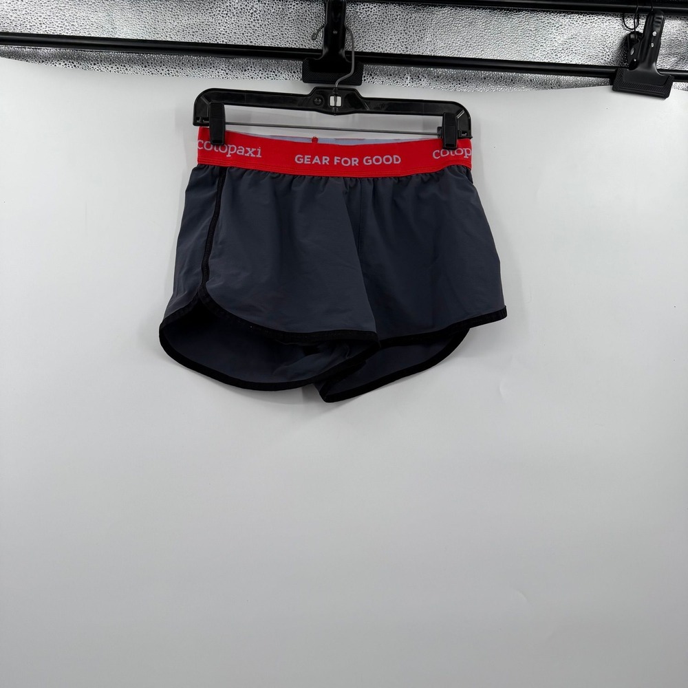 Cotopaxi size small shorts